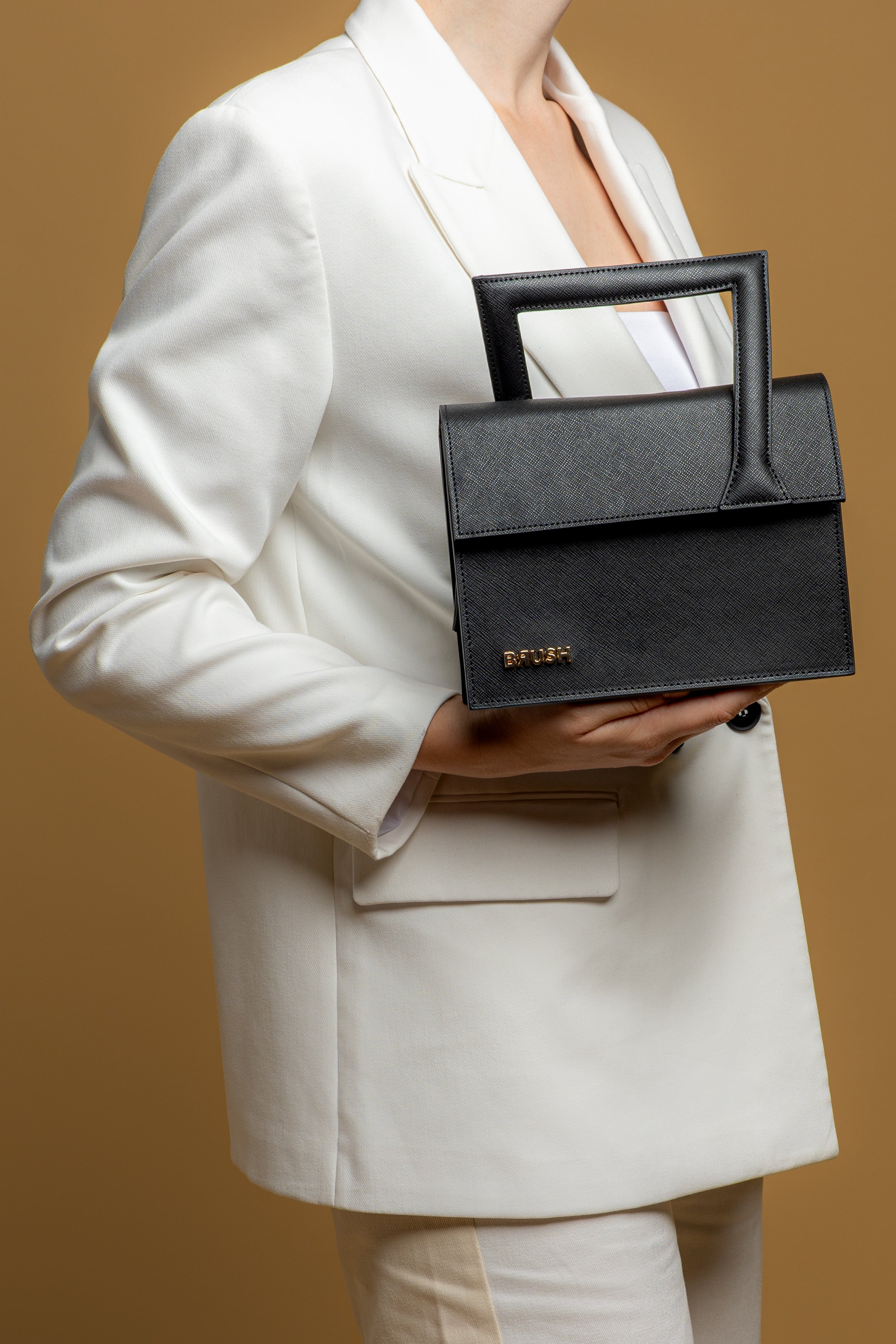 Frame Bag in Black