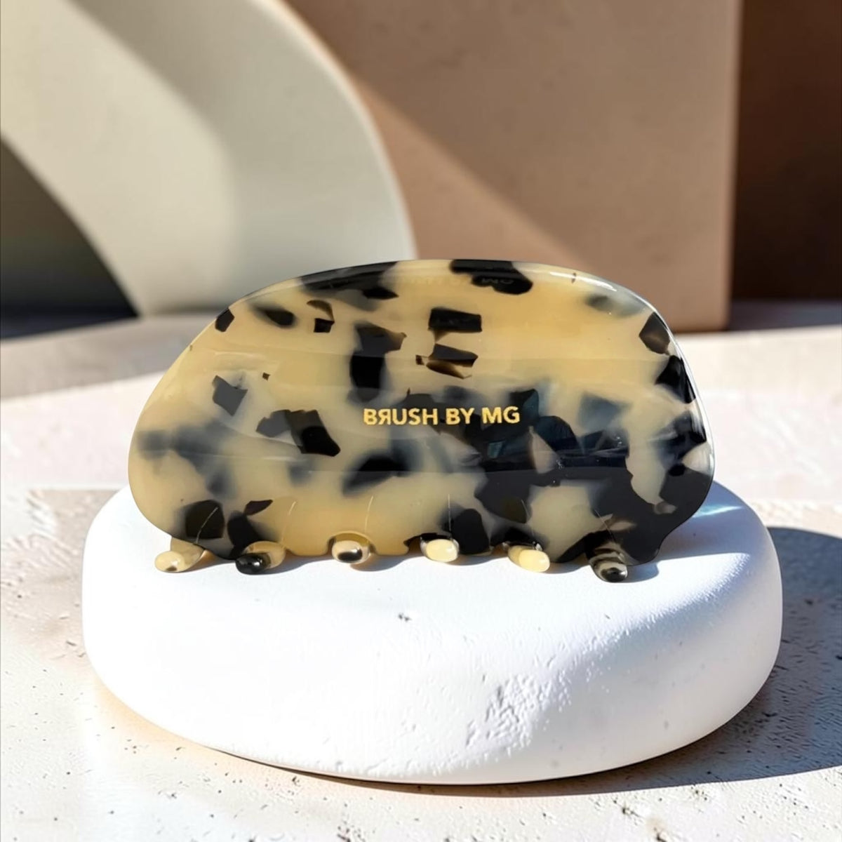 The Muse Clip – Mocha Tortoise