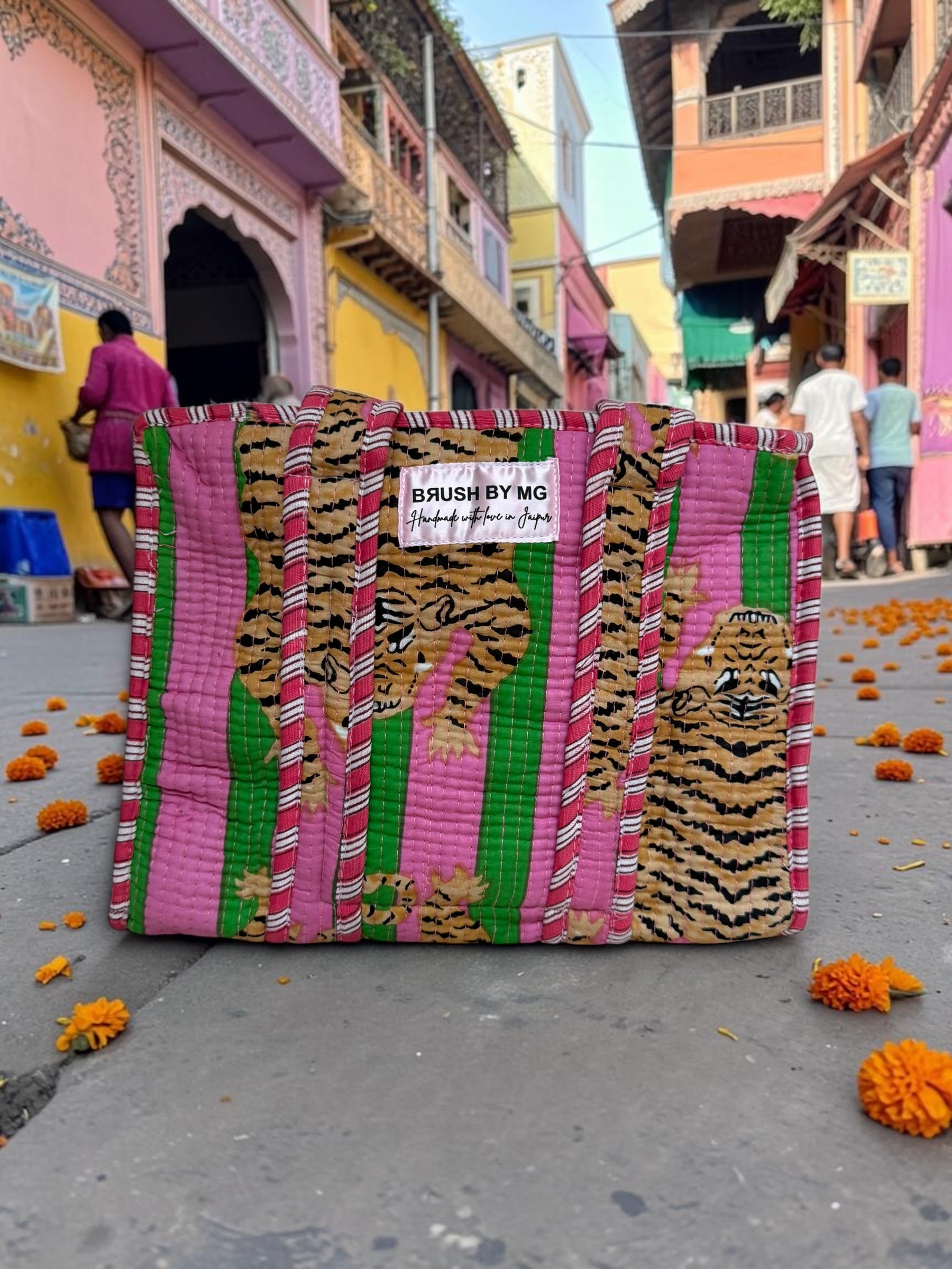 Jungle Lephard Tote Bag